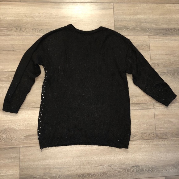 H&M Minnie Mouse oversized sweater - Picture 2 of 5